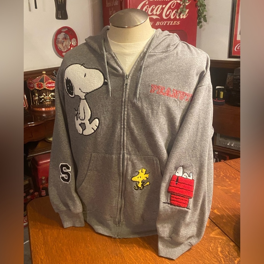 Peanuts gray zip-front hoodie sweatshirt with embroidered characters.
